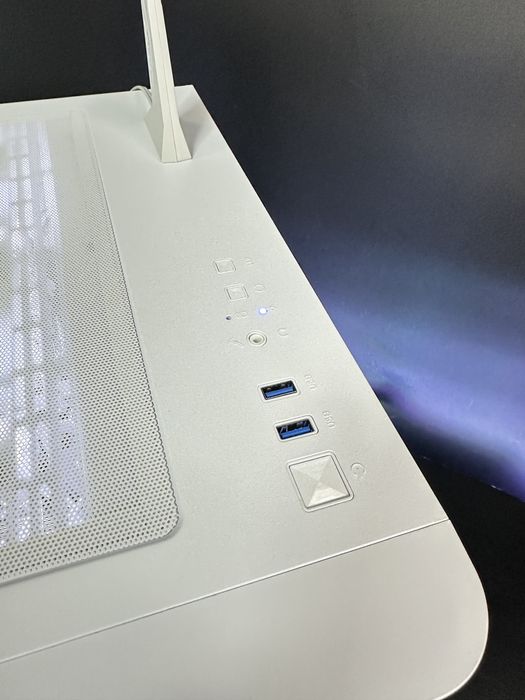 Digital PC Esport Zeus | Ryzen 7 7700 + RTX5070