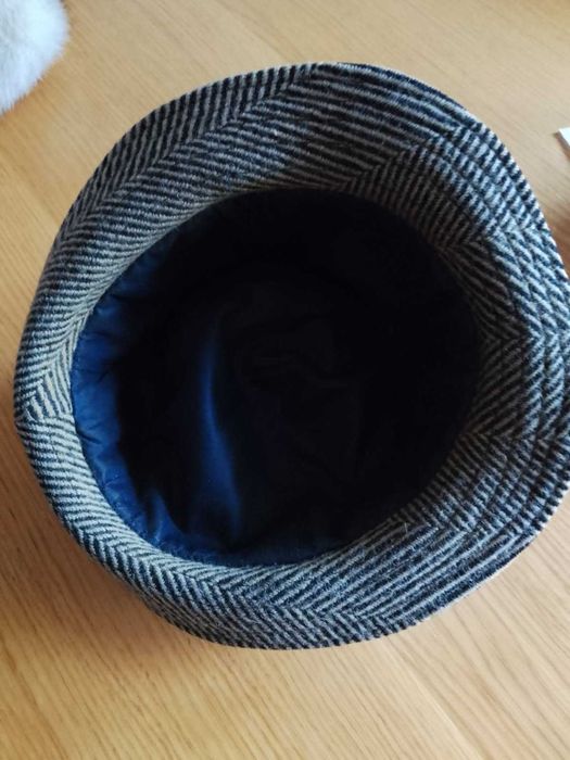 Sprzedam dwa kapelusze