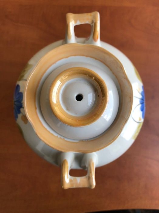 Самовар сувенирный фарфоровый новый электрический. Не использовался.