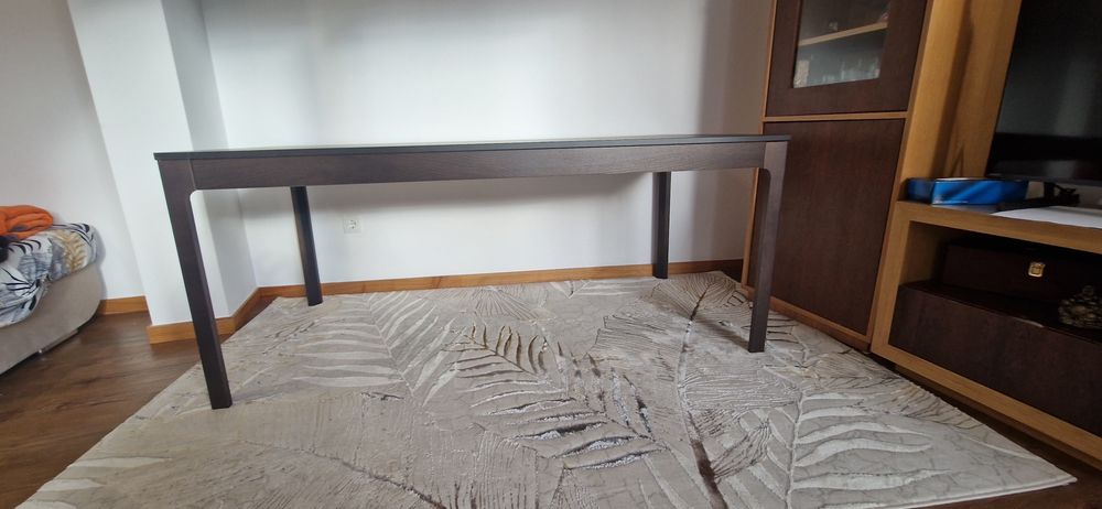 Mesa de jantar extensível