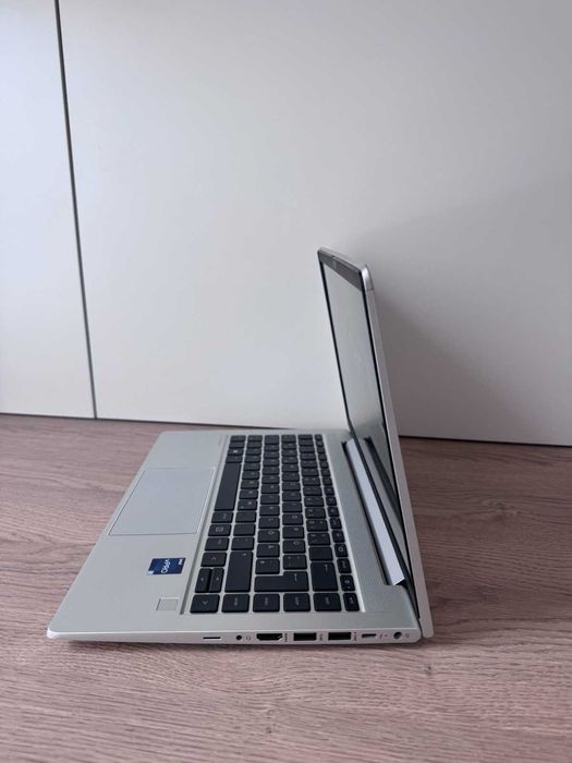12-го покоління – ідеально для роботи та офісу HP 640 G9є 10 шт