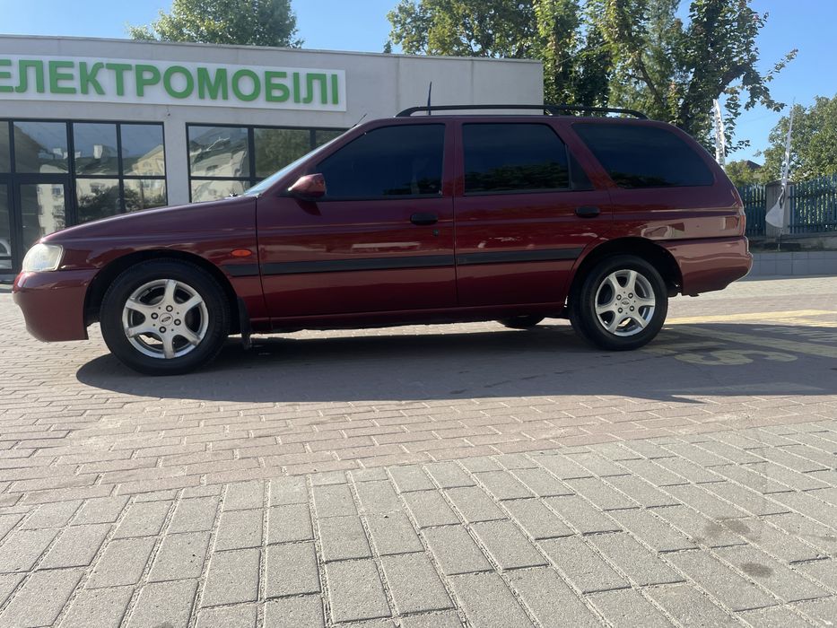 Ford Escort 1998 VIN WF0NXXGCANWY11499 фото оголошення 2 з 24