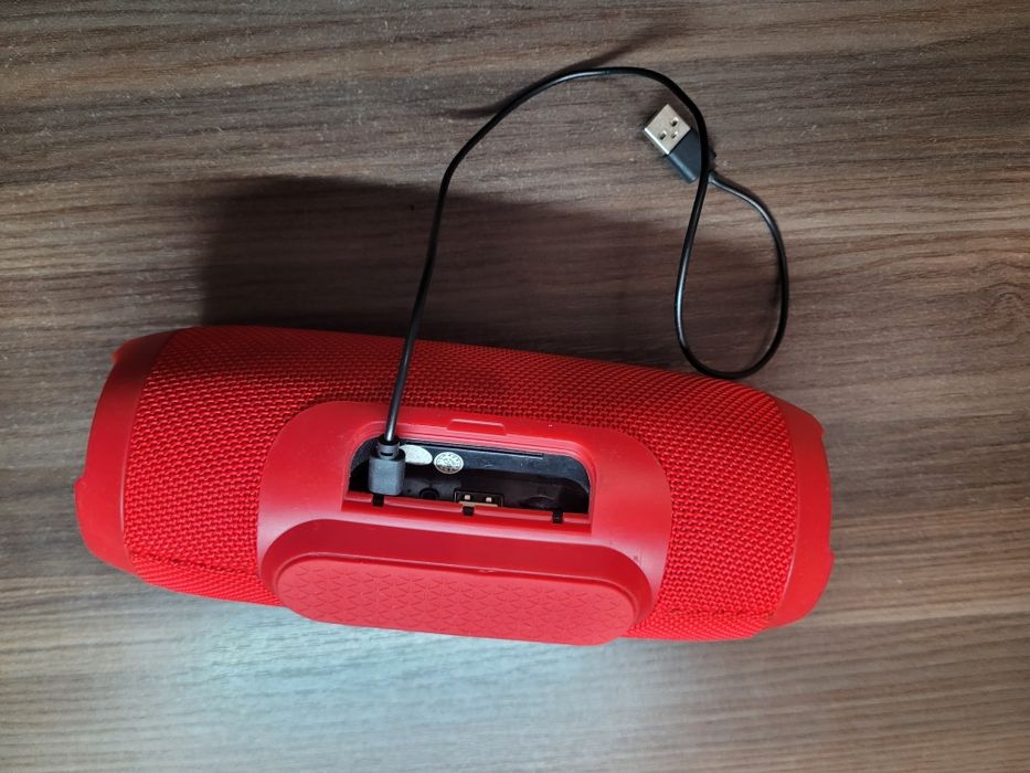 Блютуз колонка JBL не оригінал