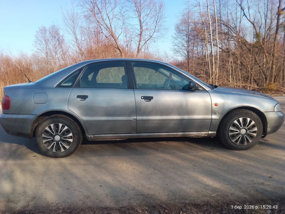 Продам Ауді 1.9 турбо дизель Дуже гарному технічному стані!