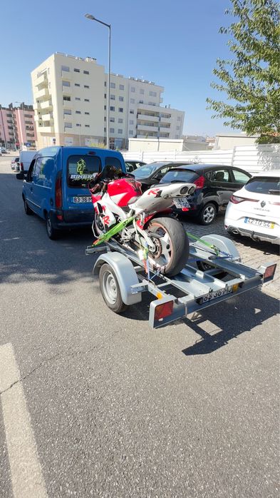 Alugo Atrelado de Motos – Aluguer com Cintas Incluídas