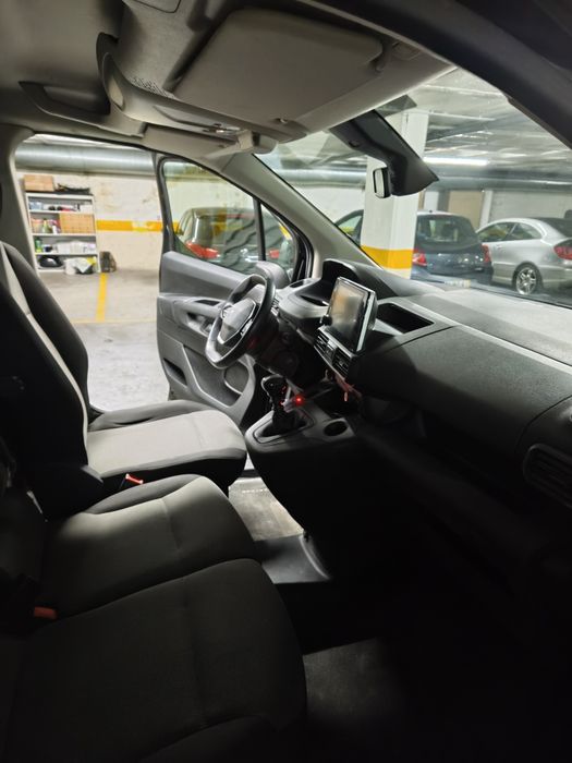 Peugeot Partner Longa 64.000km Preta