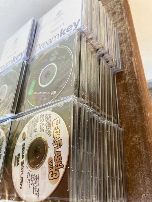 100 cds sega e dreamcast