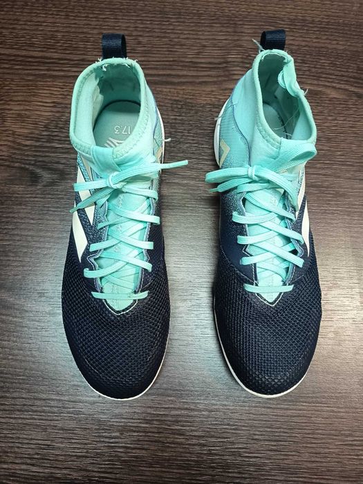 Buty sportowe na halę do siłowni ADIDAS rozmiar 42