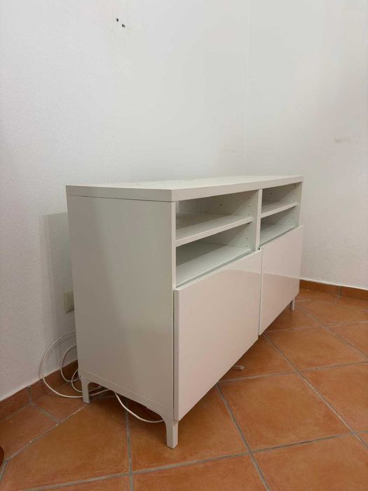 Móvel de TV IKEA BESTÅ Branco – 120 cm (Excelente Estado)