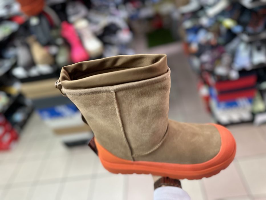 Черевики UGG hight Weather  Hybrid boot ( РОЗМІР 43 )