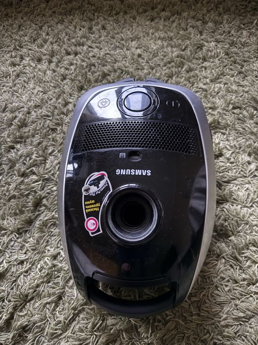 Пилосос Bosh 2000W