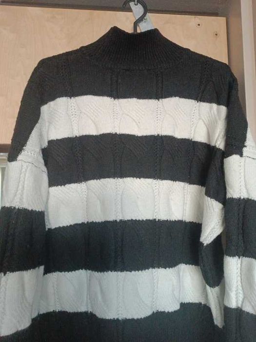 sweterek polgolf paski