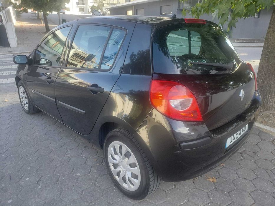 Renault clio 1.2 — photo 5