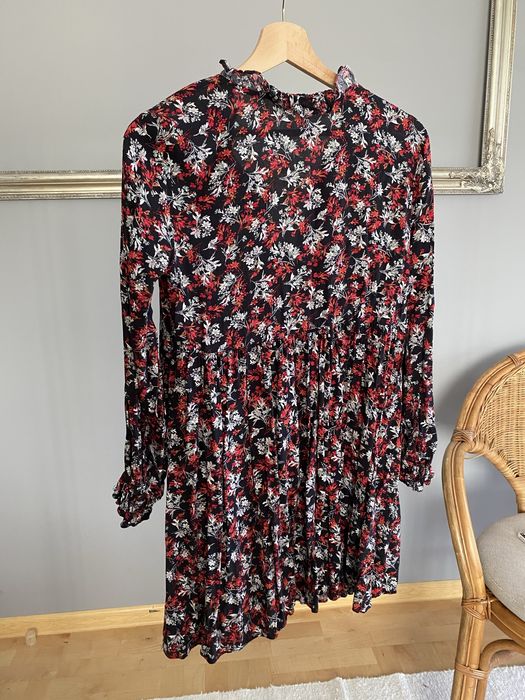 Sukienka mini Zara S36 w kwiaty chrzest komunia dekold V