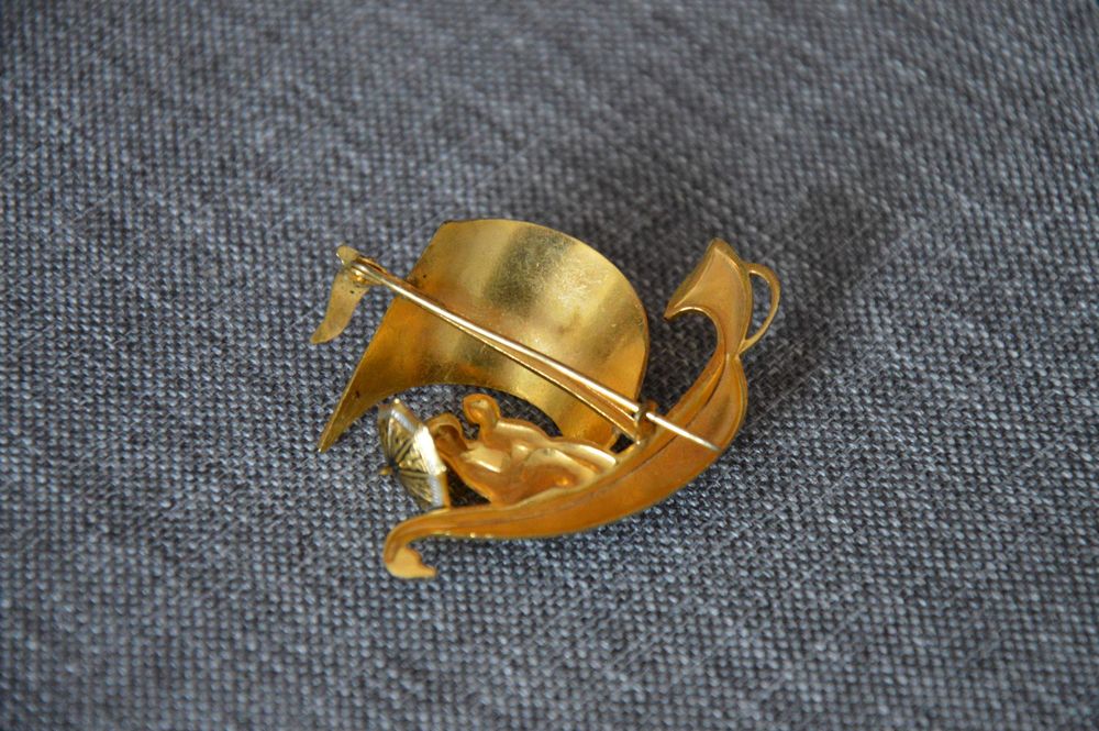 Pregadeira Espanhola Vintage Navio