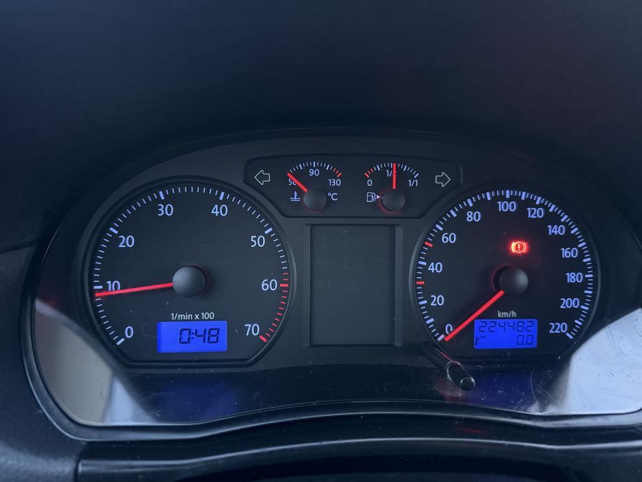 VW Polo  1,2 bezyna