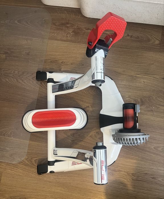 Rolo de Treinamento Elite Qubo Fluid + Acessórios