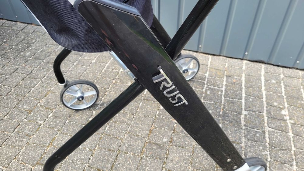 Chodzik balkonik rolator TRUST SZWECJA markowy