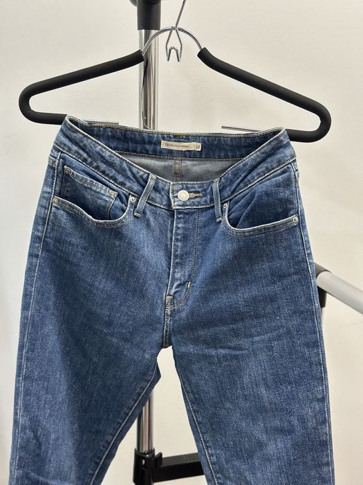 Джинси Levis slim 28