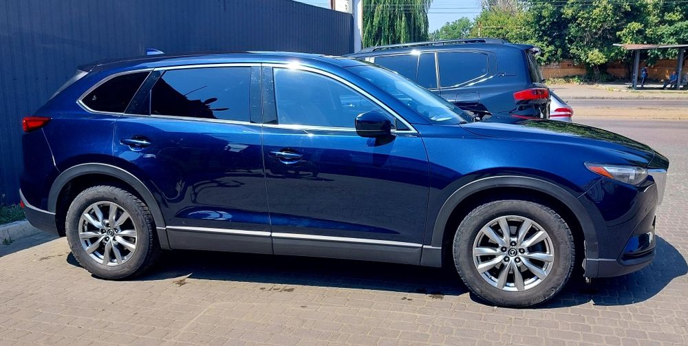 Продам великий сімейний кросовер Mazda CX-9