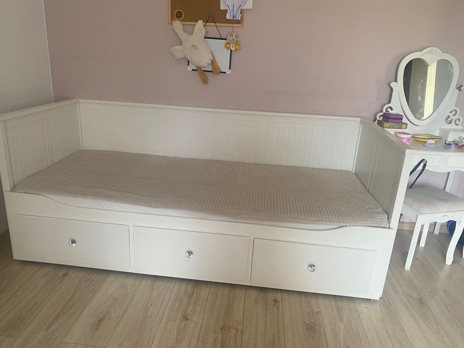 Łóżko Ikea Hemnes