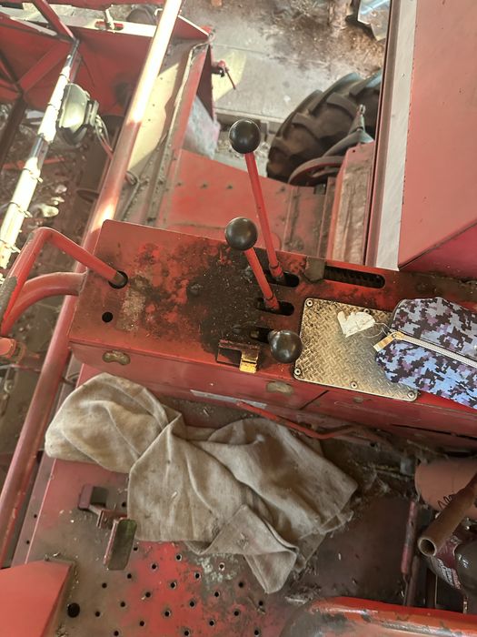 Комбайн Massey Ferguson 186