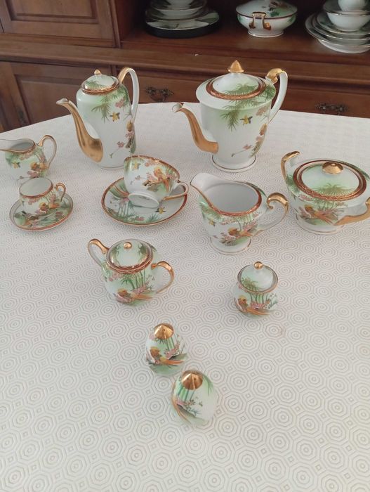 Japanese Soko China Hand Painted Dinner Set and Tea/Coffee service Set, 124pc 1960s