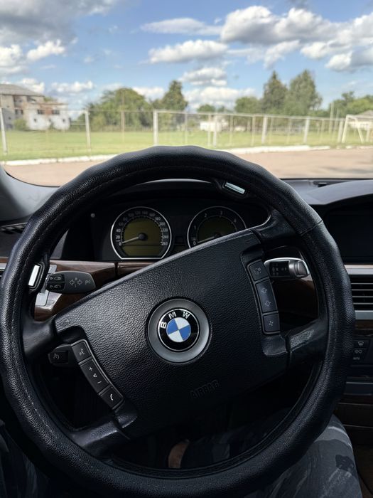 Продам BMW E65 2003