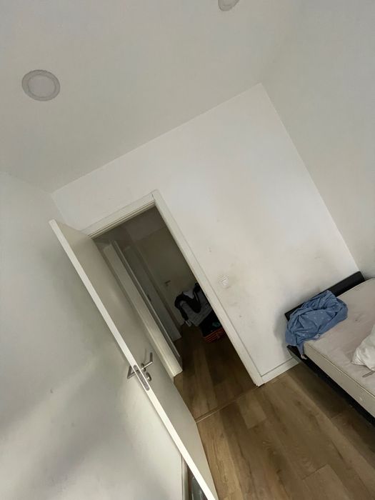 Quarto com varanda para senhor solteiro com caução