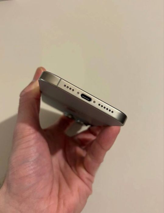 iPhone 15 Pro Max, 128GB, Natural Titanium