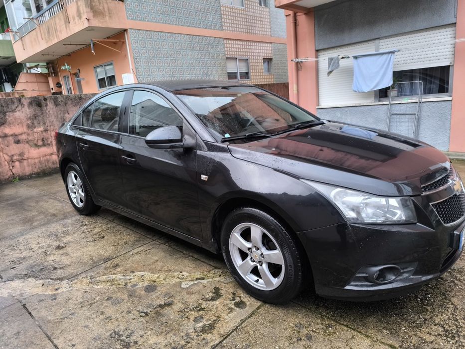 Cruze 1 .6 com GPL impecável