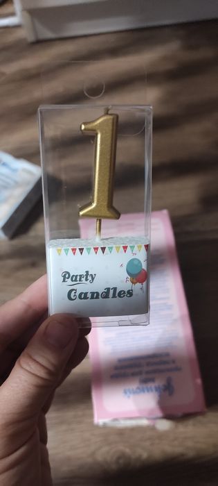 Свічка цифра 1 золото 8,5 та 14 см на перший день народження