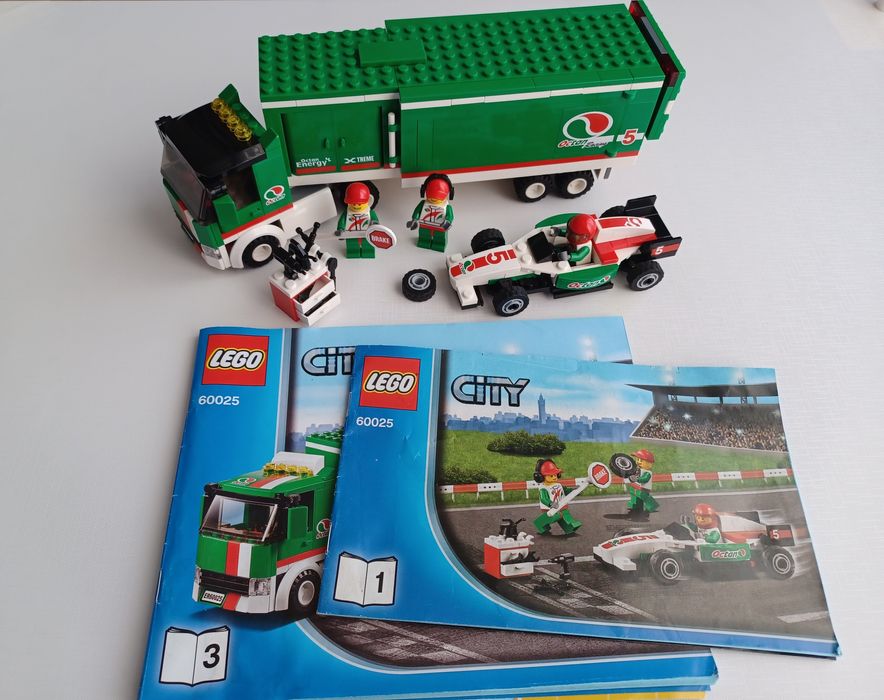 Klocki LEGO City 60025 - transport ekipy wyścigowej