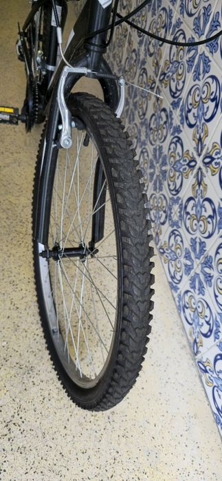 Vendo uma bicicleta  em excelente estado.