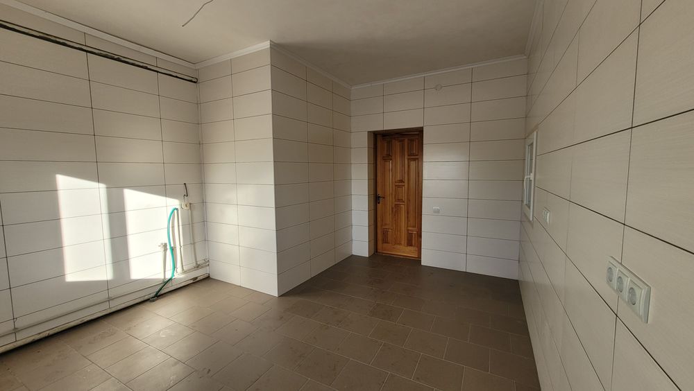 Продаю комерційне приміщення БЕЗ комісії для покупця