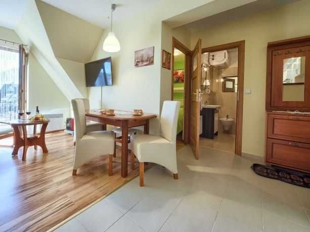 Apartament Pistacjowy z widokiem na Giewont