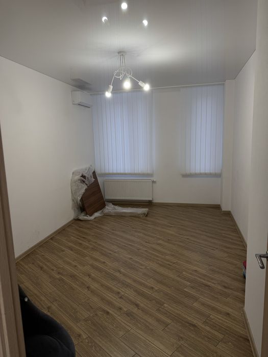 Здаються кабінети в оренду Комфорт Таун