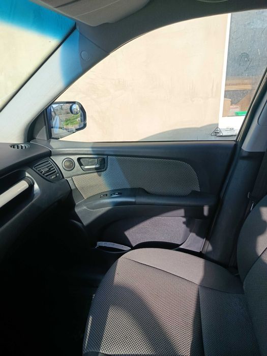 Кіа спортейдж 2008 терміново