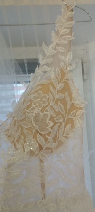 Suknia ślubna koronka i muślin