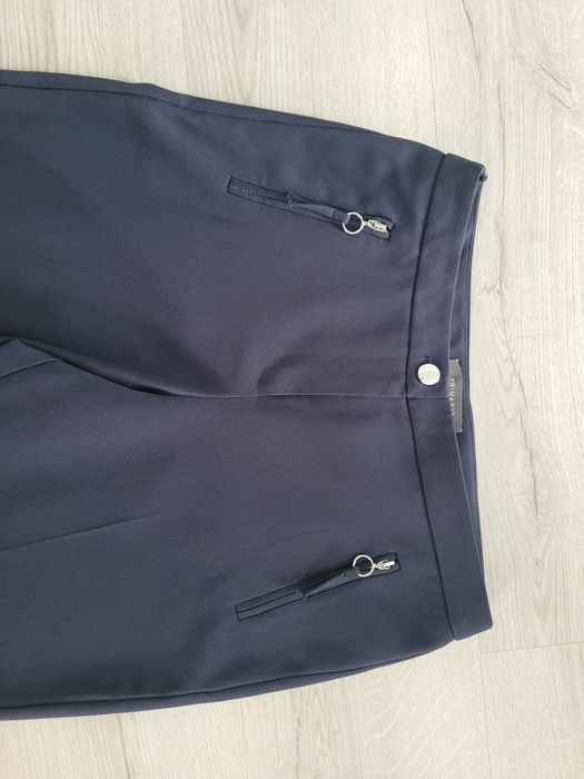 Eleganckie, materiałowe spodnie (Primark) r.M
