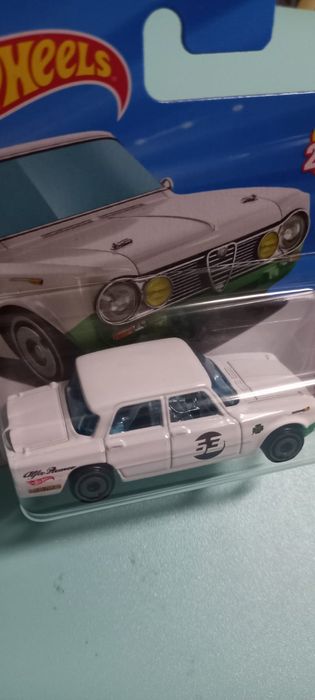 Alfa romeo giulia ti super hot wheels
