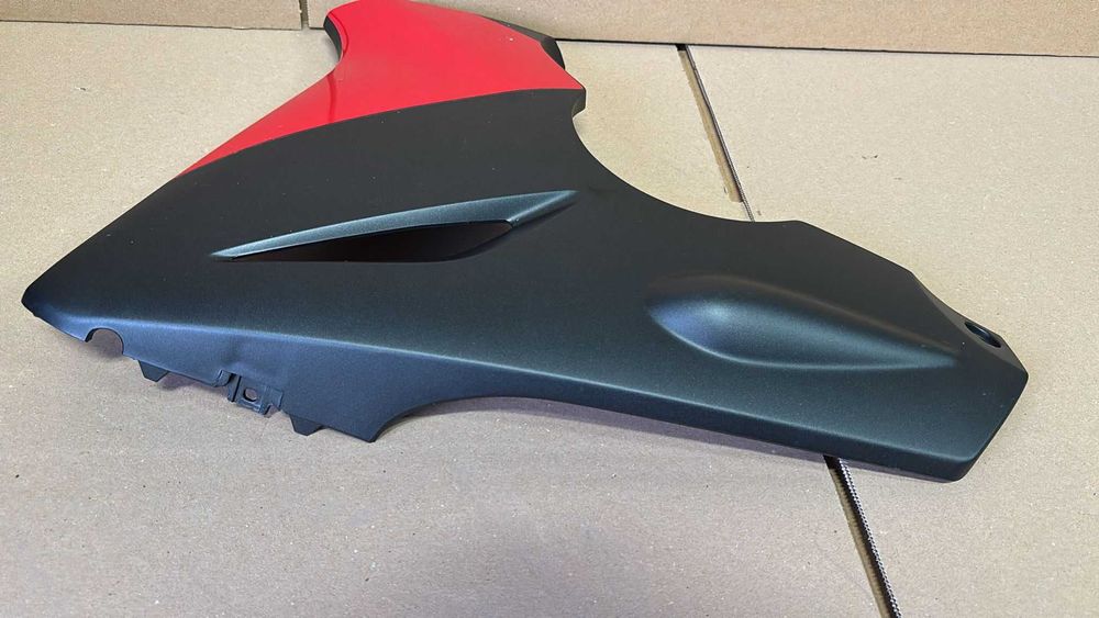 Owiewka Pług Prawy Honda CBR 125 JC34. 2004-07 [2658] Kalisz • OLX.pl