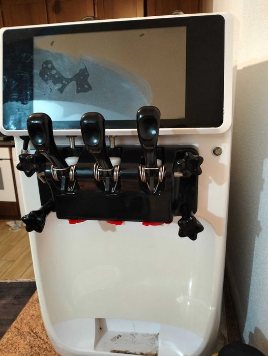 Maquina de gelados GGGastro dupla