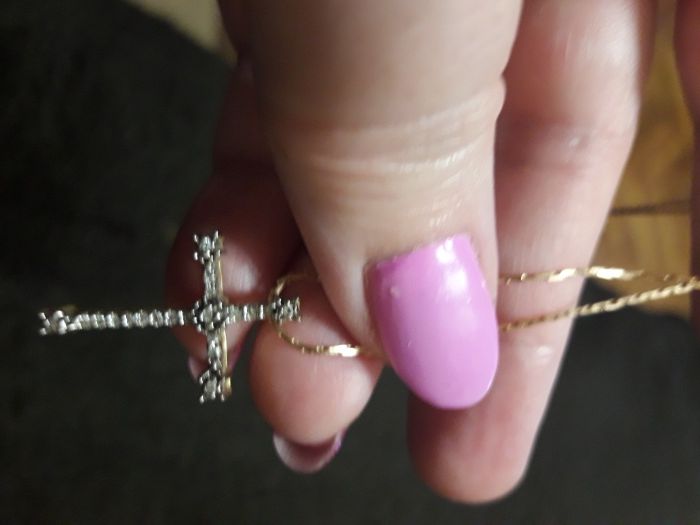 Золотoй крестик c бриллиантами 585 проба