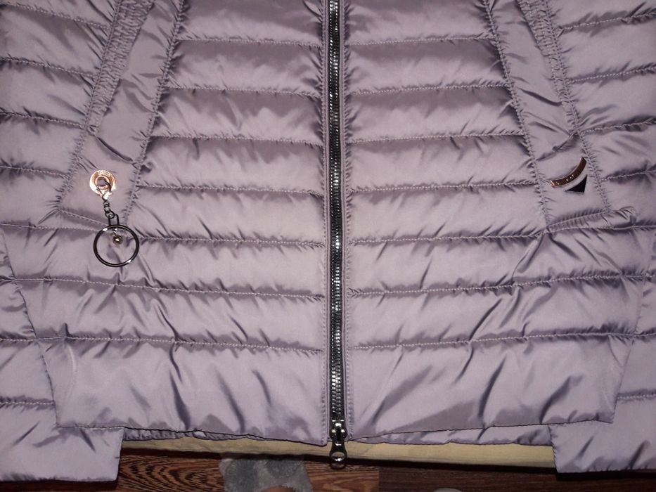 Курточка качественная, красивая