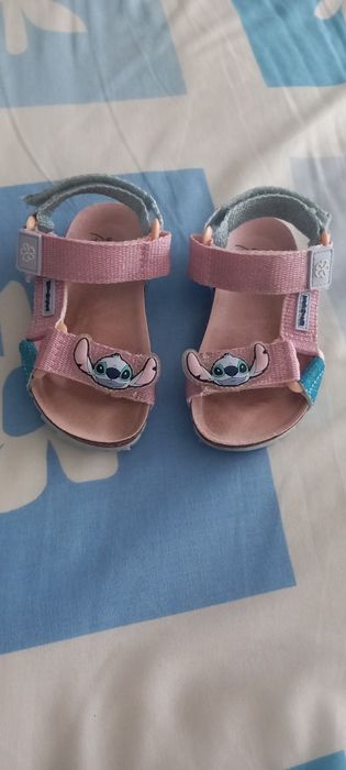 Sandálias Disney Tam 22  ( Portes Incluídos)