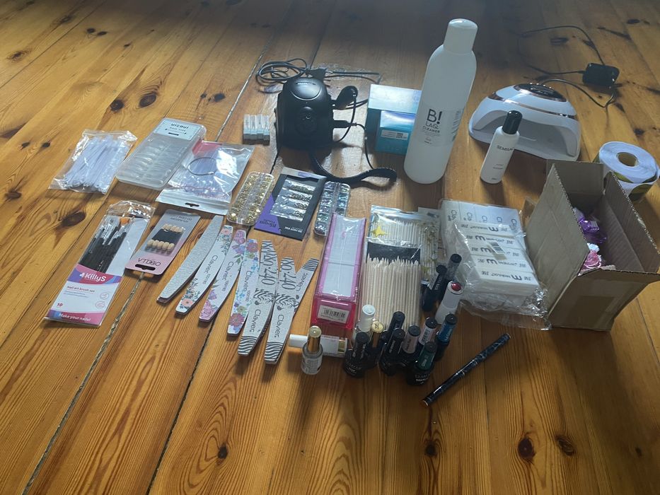 Paznokcie zestaw na start.