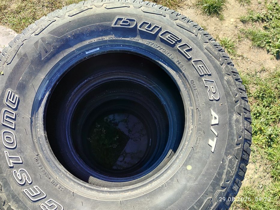 Bridgestone Duller AT001