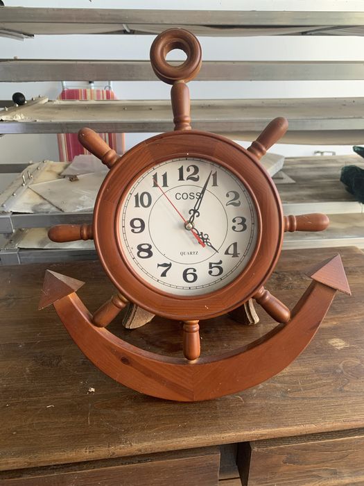 Mobiliário diverso em madeira desde 20€