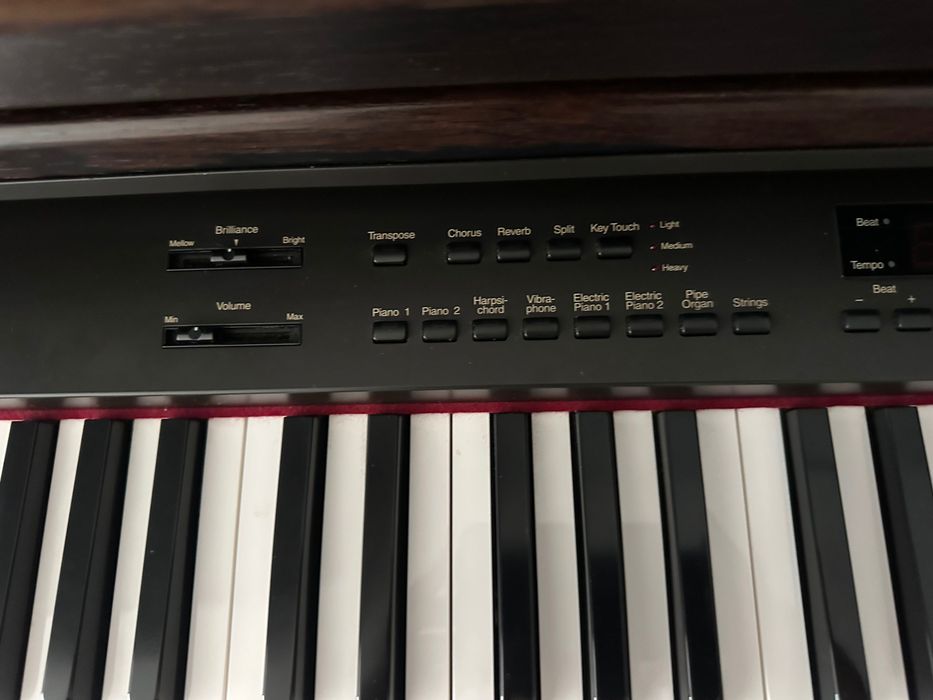 Piano Roland HP 530